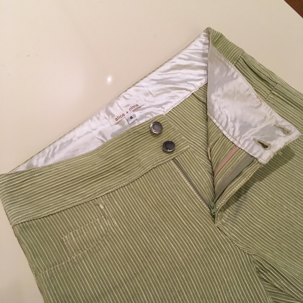Exceptional Alice & Olivia Jeans